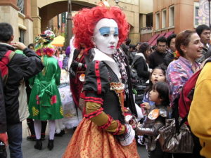 川崎ハロウィンパレード!雨が降った時はパレードやるの?中止なの?