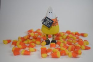 ハロウィンのお菓子ってなぜ配るの?渡さないとどうなるか知ってます?