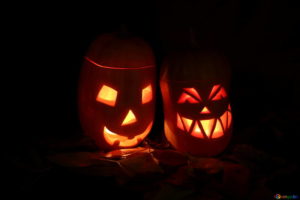 ハロウィン仮装の子供【男の子】用を100均でコレだけのものができますよ!